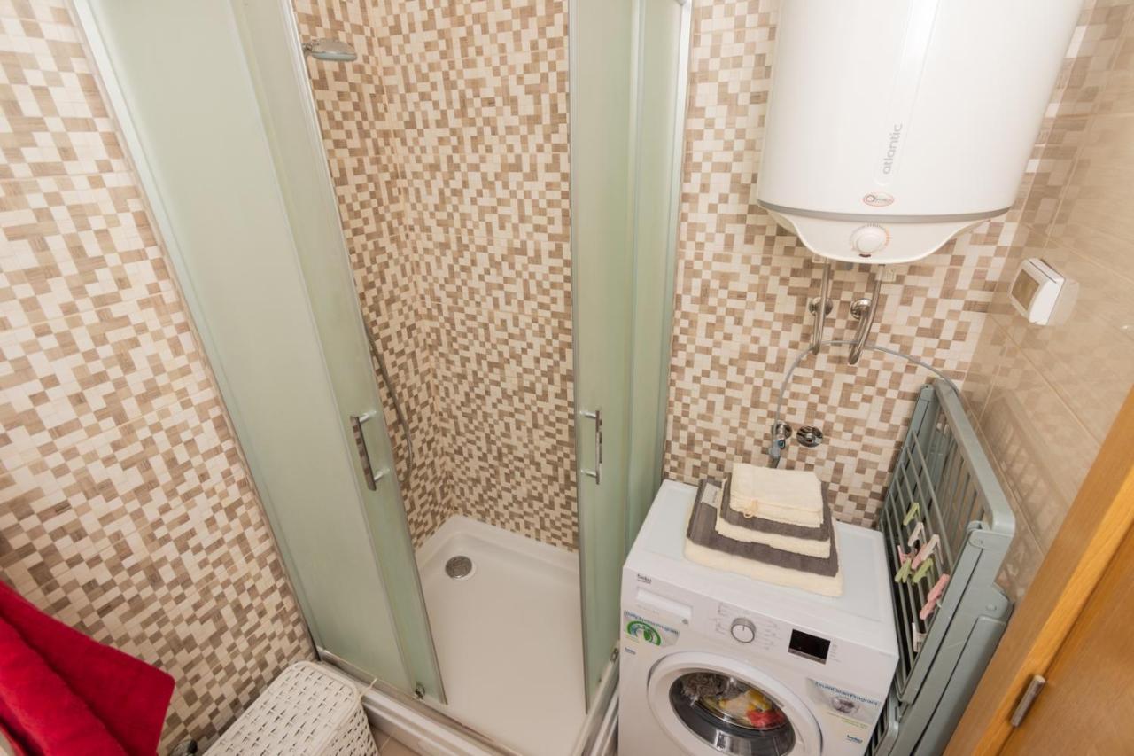 פודגוריצה Lux City Apartment With Parking מראה חיצוני תמונה