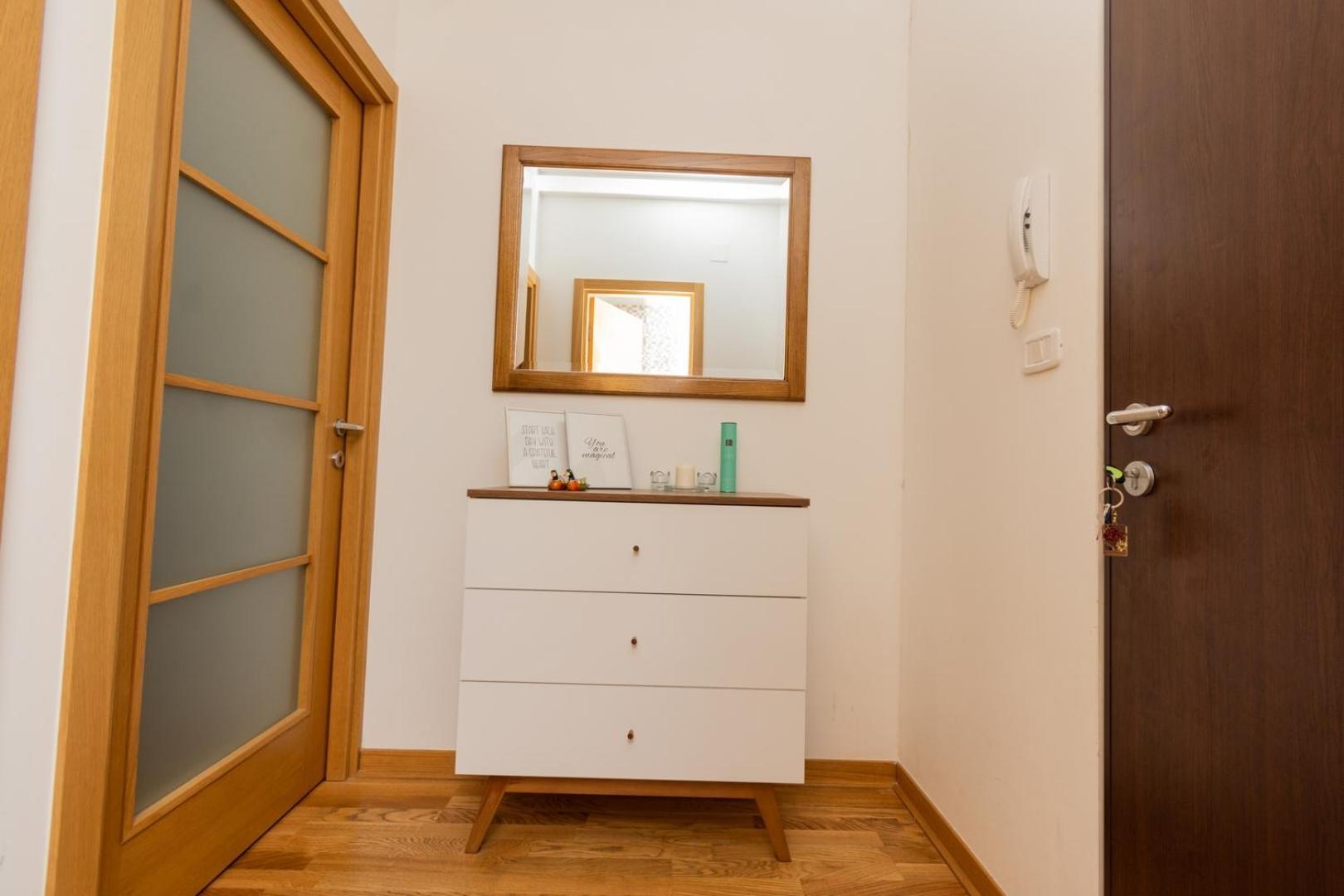 פודגוריצה Lux City Apartment With Parking מראה חיצוני תמונה